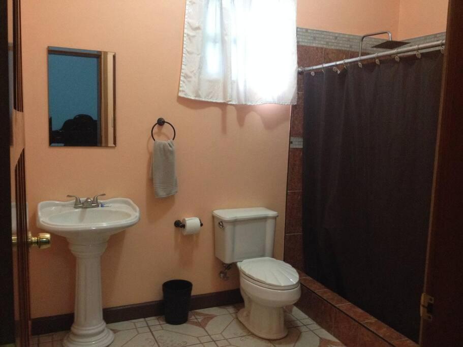 Banyan Rose Apartman Orange Walk Kültér fotó